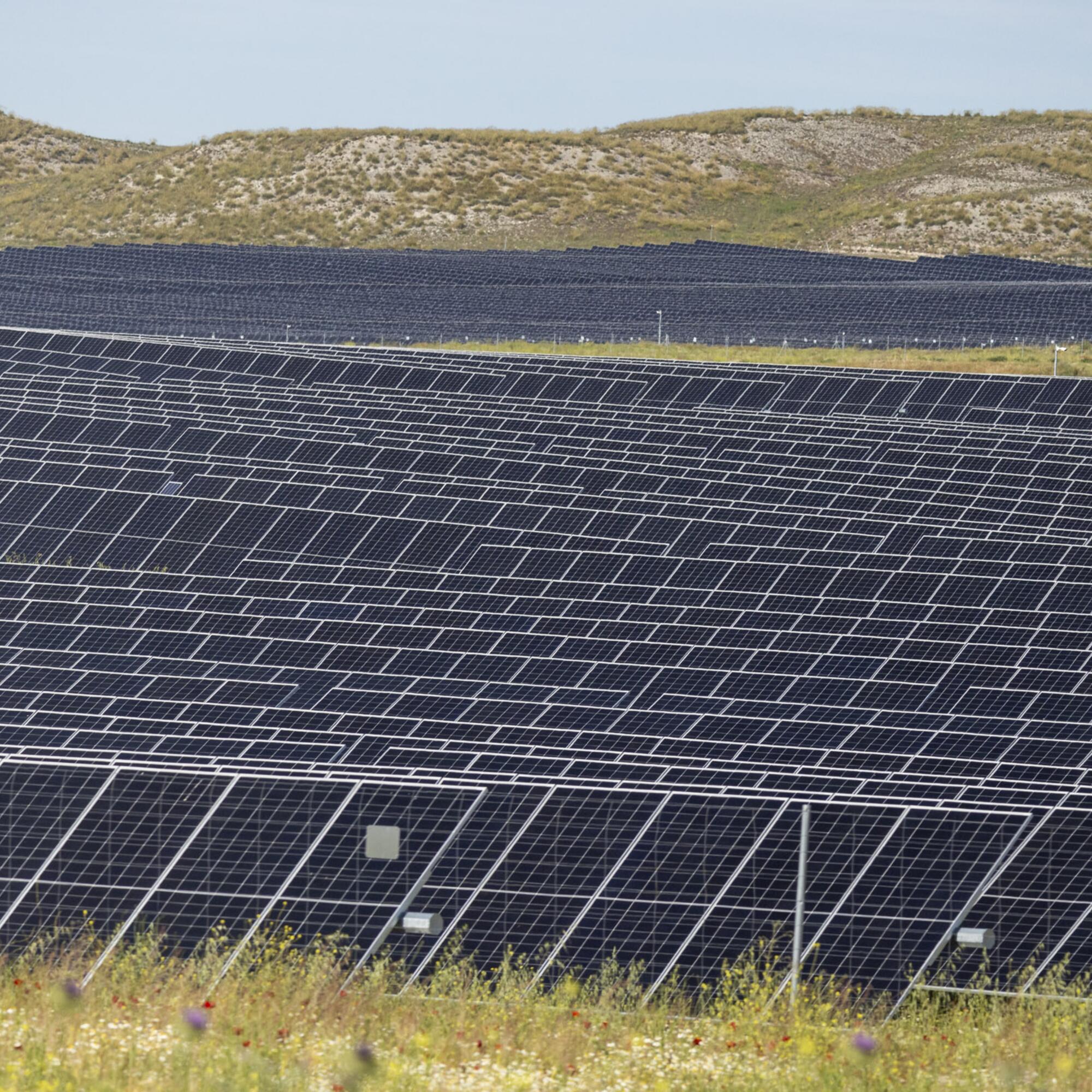 Paneles Solares A40 Cuenca